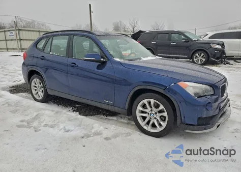 2015 BMW X1 xDrive28I z USA, uszkodzony, nr VIN WBAVL1C52FVY35181